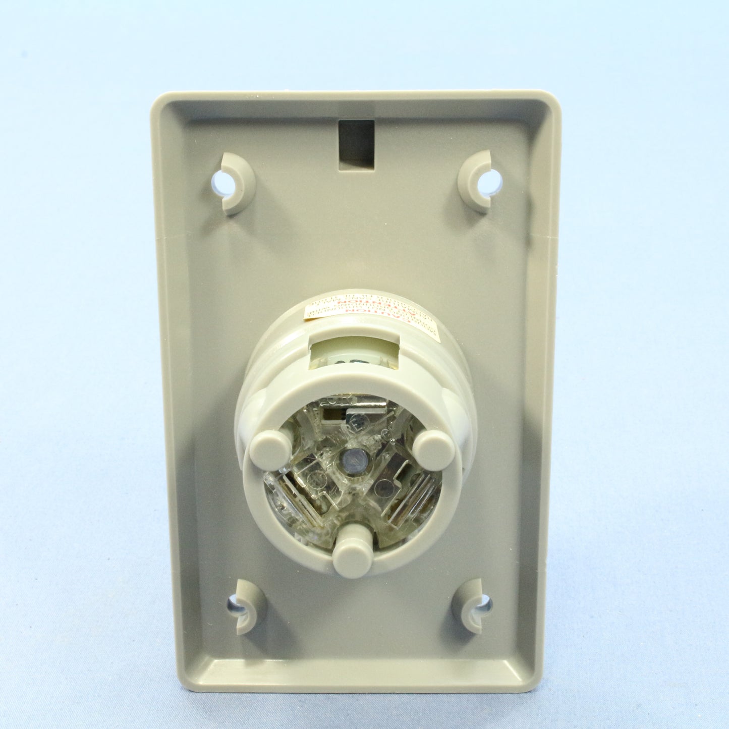 Leviton 4715-FWP Weather Resistant Cover Locking Flanged Outlet Receptacle L5-15
