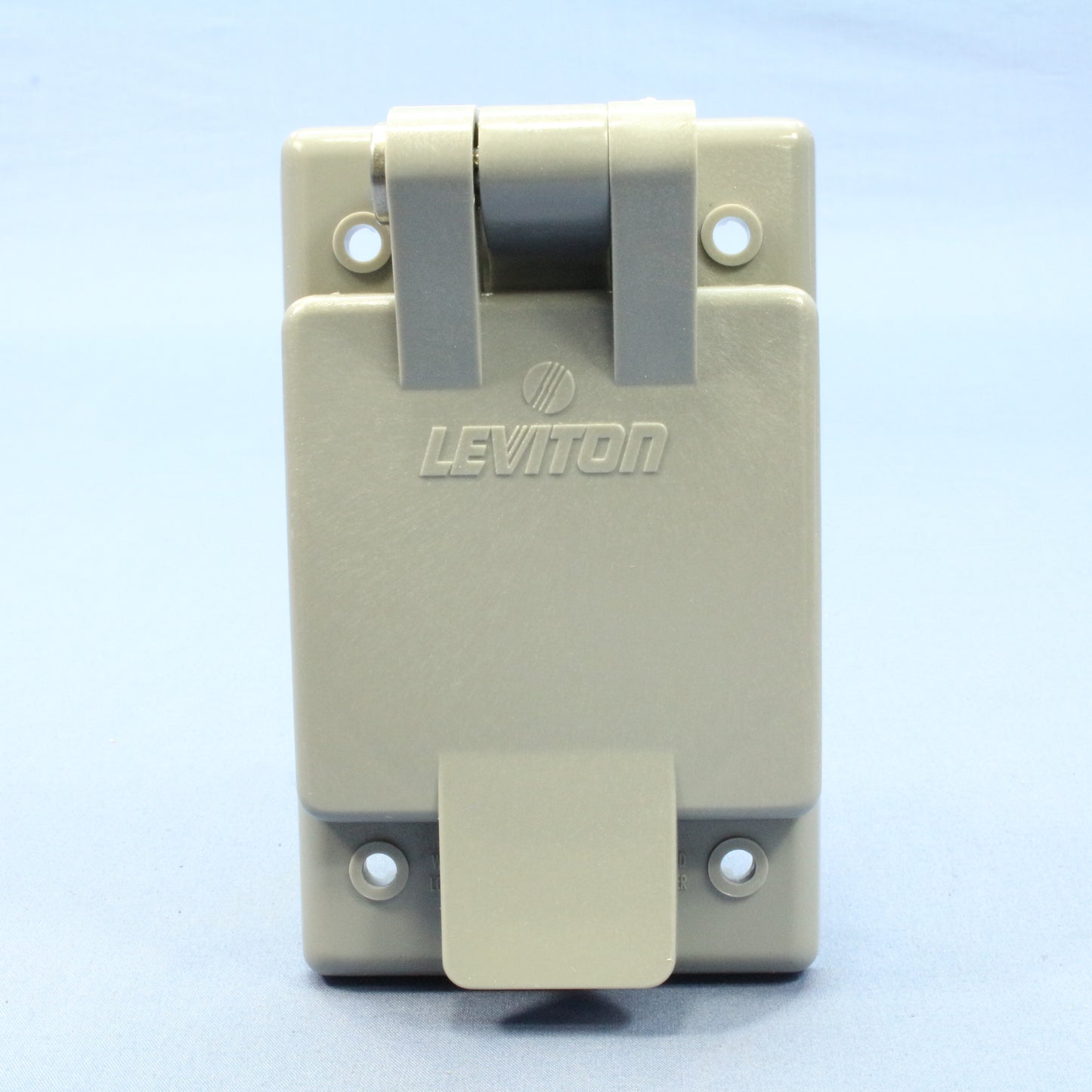 Leviton 4715-FWP Weather Resistant Cover Locking Flanged Outlet Receptacle L5-15