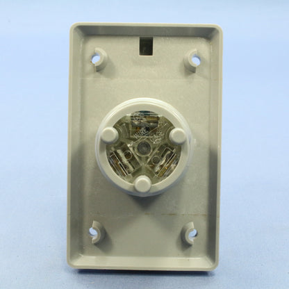 Leviton Weather Resistant Cover Locking Flanged Inlet Plug Nema L5-15P 4716-FWP
