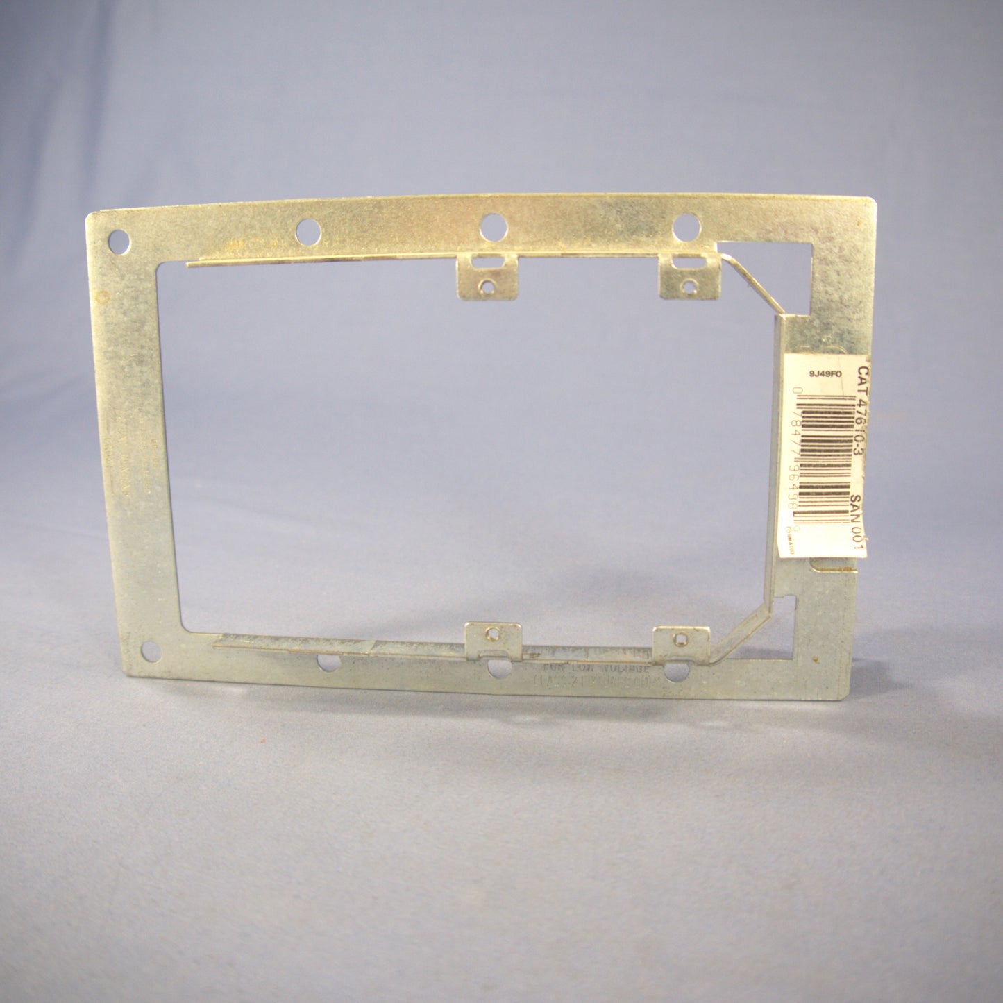 Leviton Low Voltage Three-Gang Rough-In Extension Mounting Bracket Bulk 47610-3