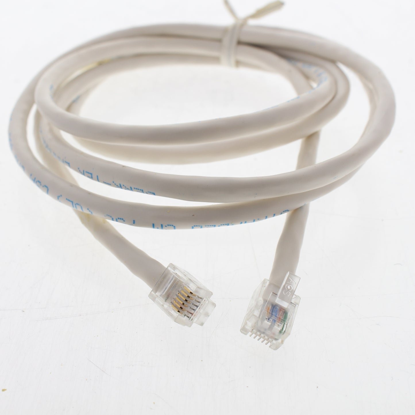 Leviton 47625-5W White 5Ft 16MHz Patch Cord 6P6C Unkeyed Mod Plugs Pin 1-1