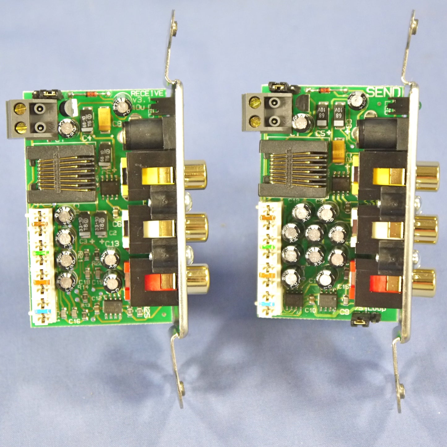 Leviton Decora Media System SEnd Receive Unit Cat5 +Power Supply 50MHz 48210-SRU