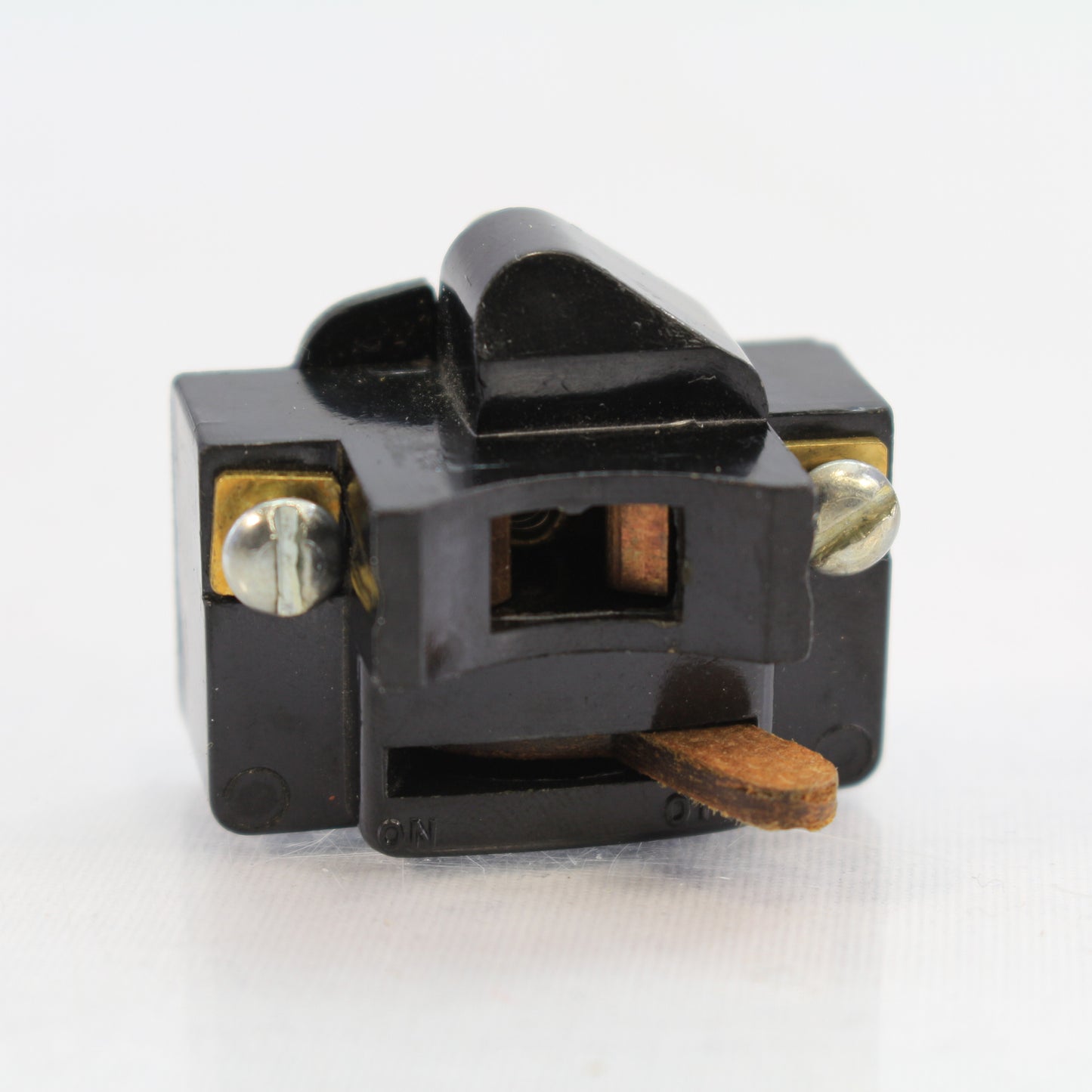 Leviton #485 Black Lumline Bakelite Flourescent Lampholder Base Switch 75W 125V