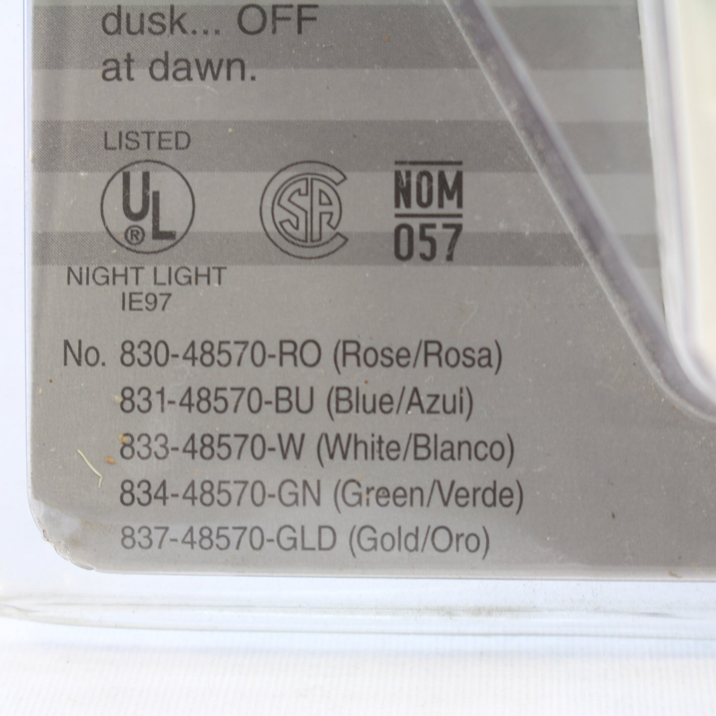 Leviton 48570-BU Blue Sea Shell Guide Night Light 120V Dawn-to-Dusk