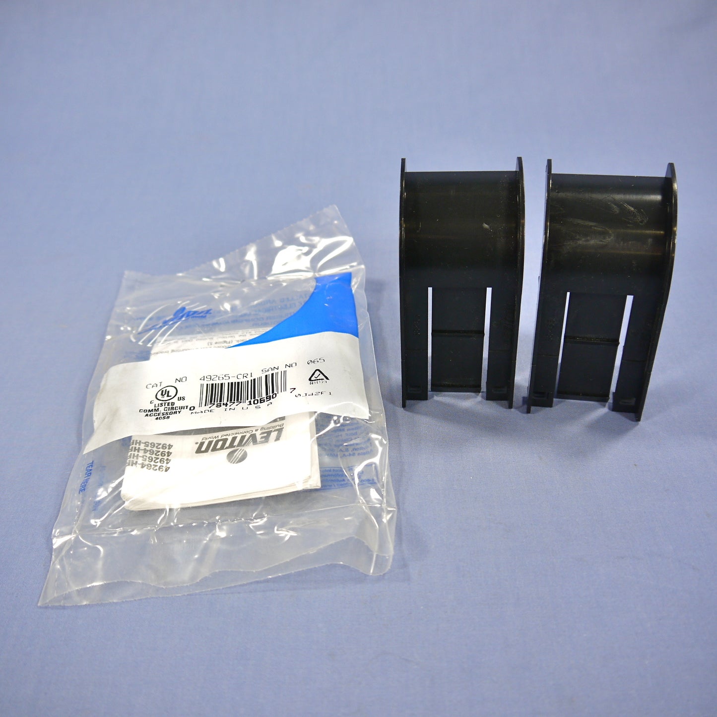 Leviton 49265-CR1 Black Versi-Duct Patch Cord Cable Bend Radius Organizer Router