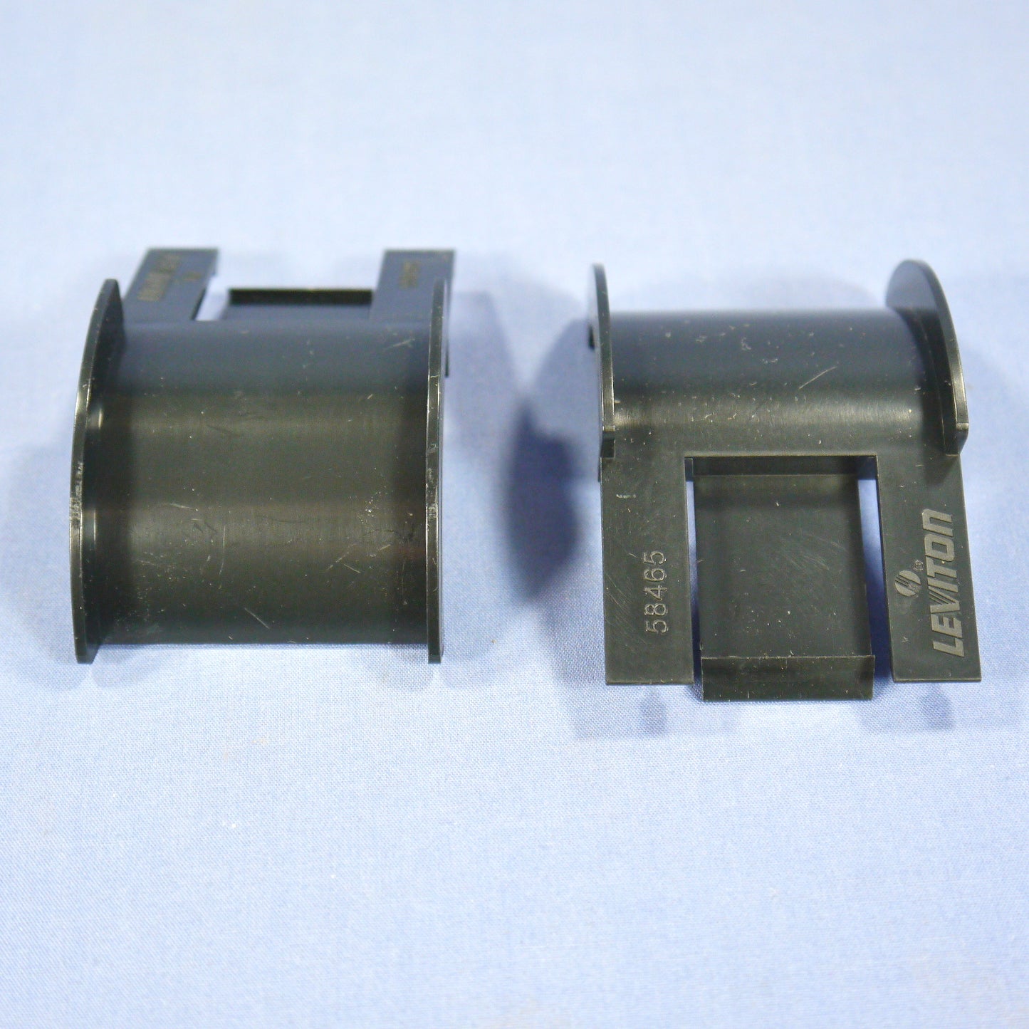 2 Leviton Versi-Duct Patch Cord Cable BEnd Radius Organizer Routers 49265-CR1