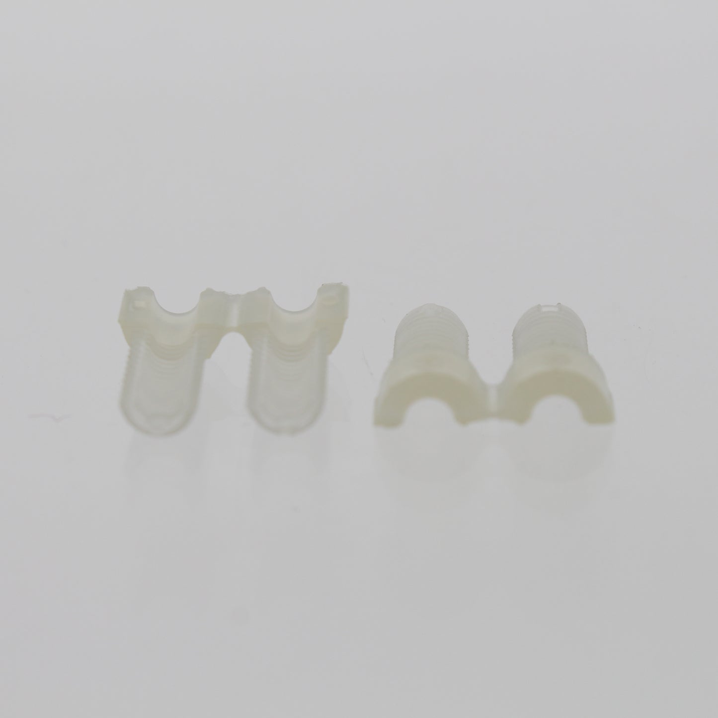 Leviton 49885-SLV Nylon Retention Sleeve Multimode Thread-Lock Connectors 10pcs