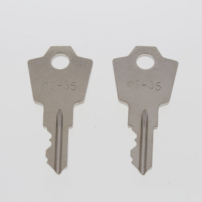 Leviton 2KL Replacement Set with 2 Keys for Key Lock Switch