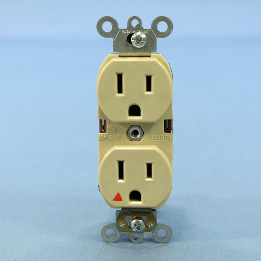 Leviton Ivory Isolated Ground Industrial Grade Receptacle 15A Bulk 5262-IGI-281