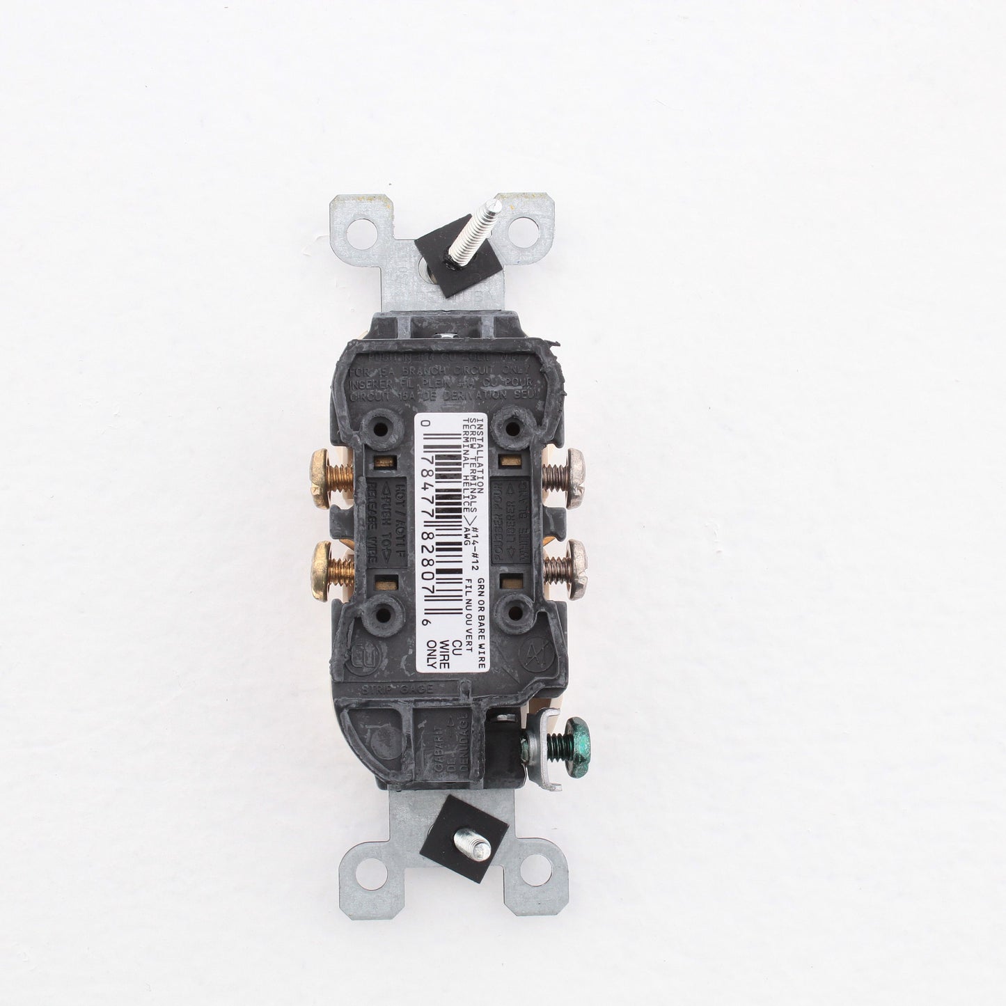 Leviton 5320-ACP Almond 15A Duplex Receptacle Outlets 5-15R Residential 10pcs