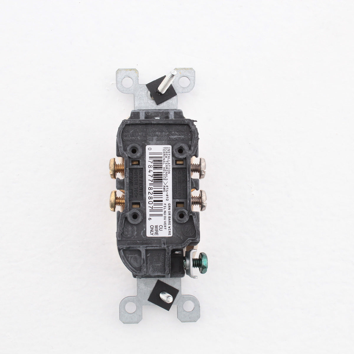 Leviton 5320-ACP Almond 15A Duplex Receptacle Outlets 5-15R Residential 10pcs