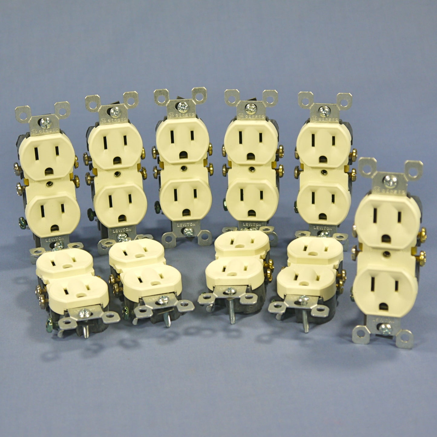 10 Leviton Almond Residential Duplex Receptacle Outlets 5-15R 15A 125V 5320-ROA