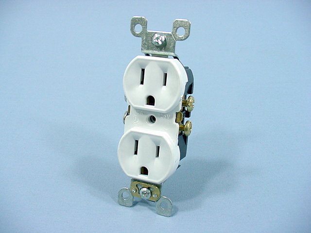 Leviton White Residential Duplex Receptacle Outlet Nema 5-15R 15A Bulk 5320-SW
