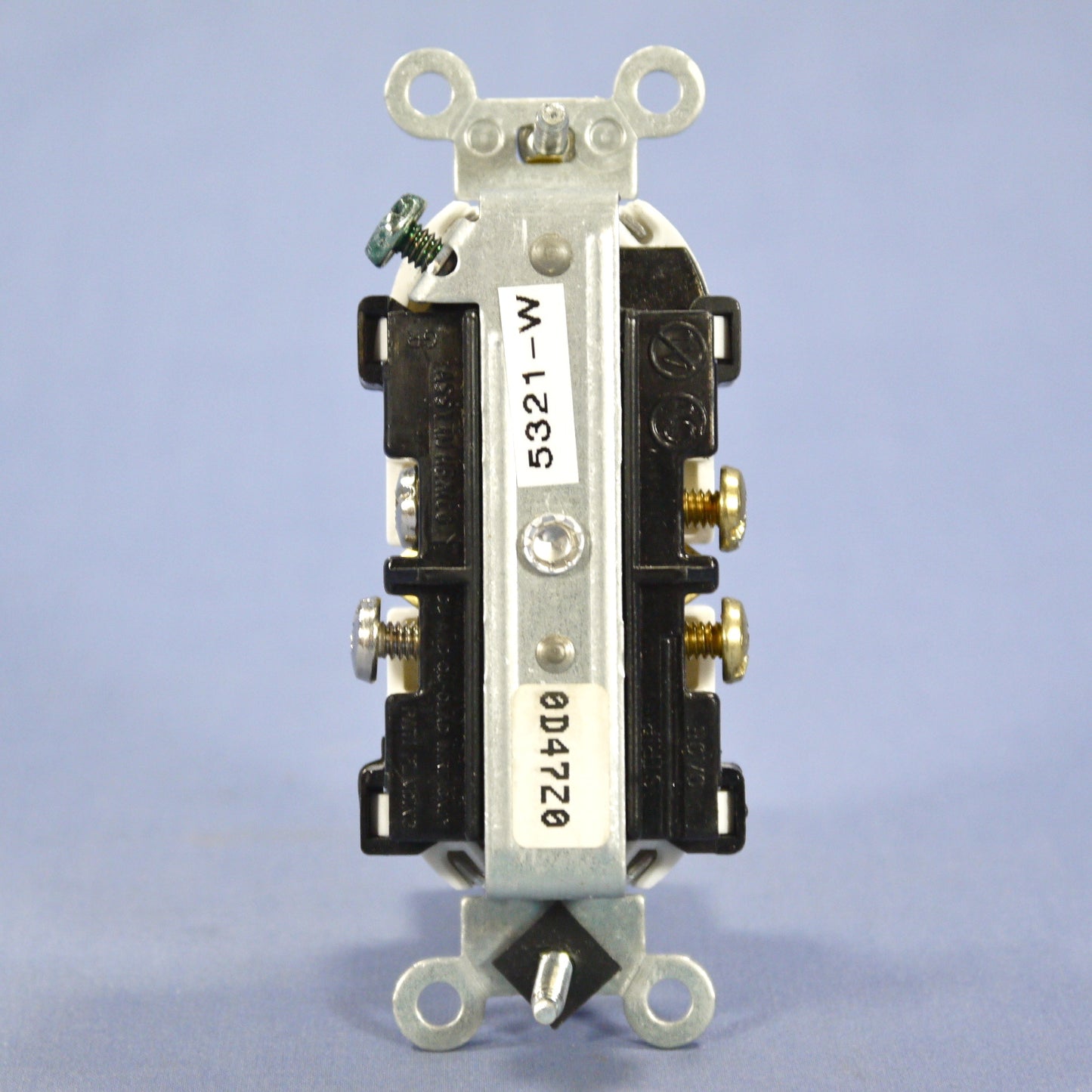 Leviton White Tamper Resistant Receptacle Outlet Nema 5-15R 15A 125V Bulk 5321-W