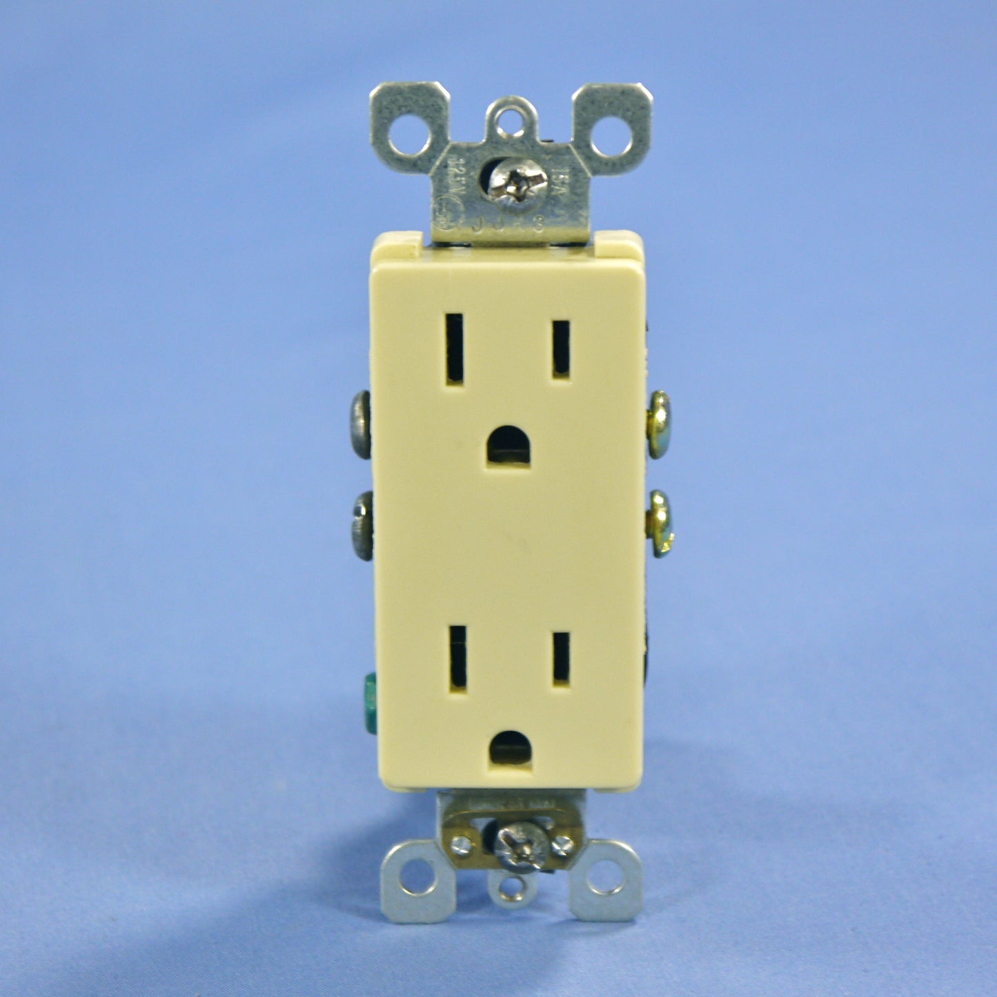 Leviton 5325-SI Ivory Decora 15A Receptacle Duplex Outlet NEMA 5-15R Bulk 125V