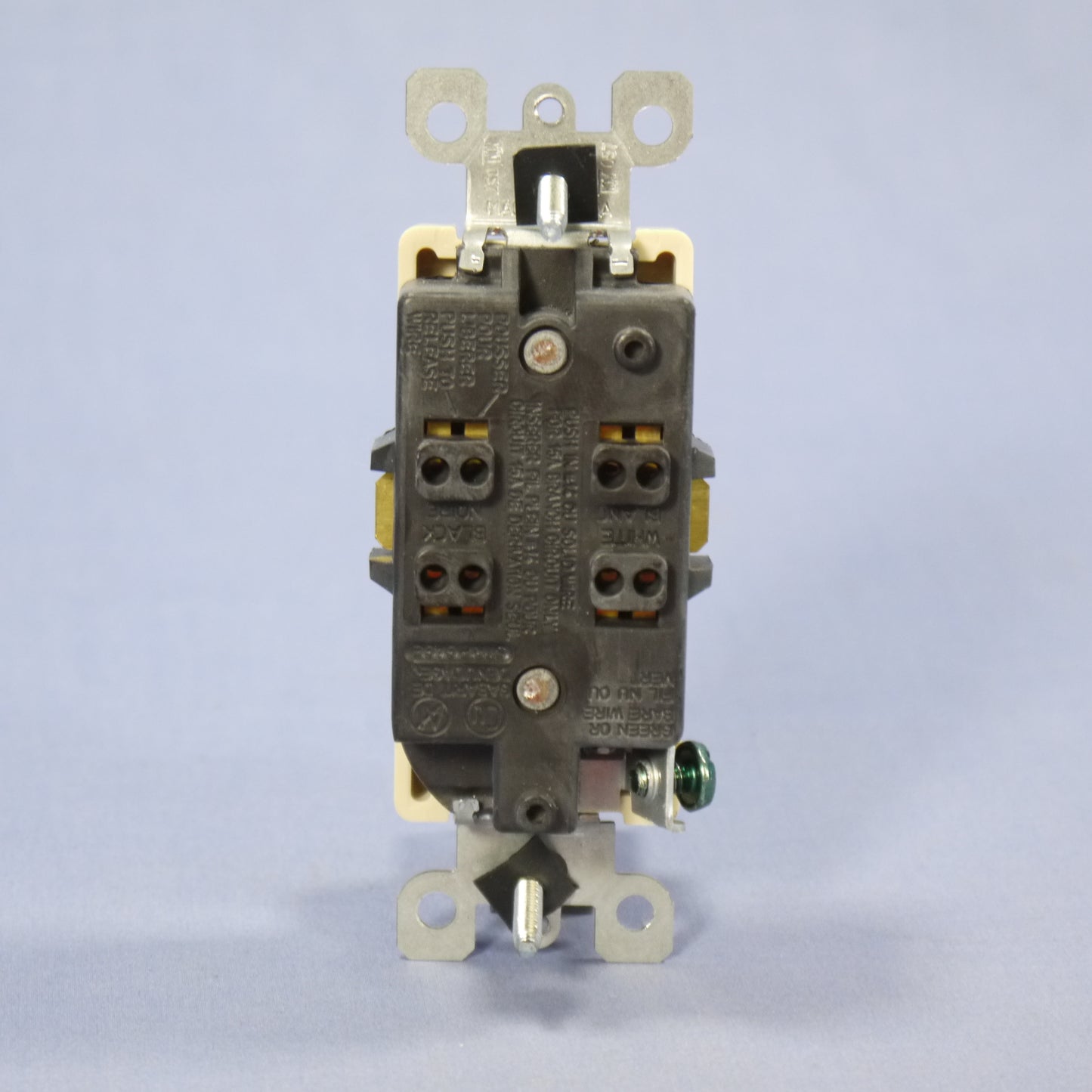Leviton Ivory Decora Receptacle Duplex Outlet Nema 5-15R 15A 125V 5328-I Boxed