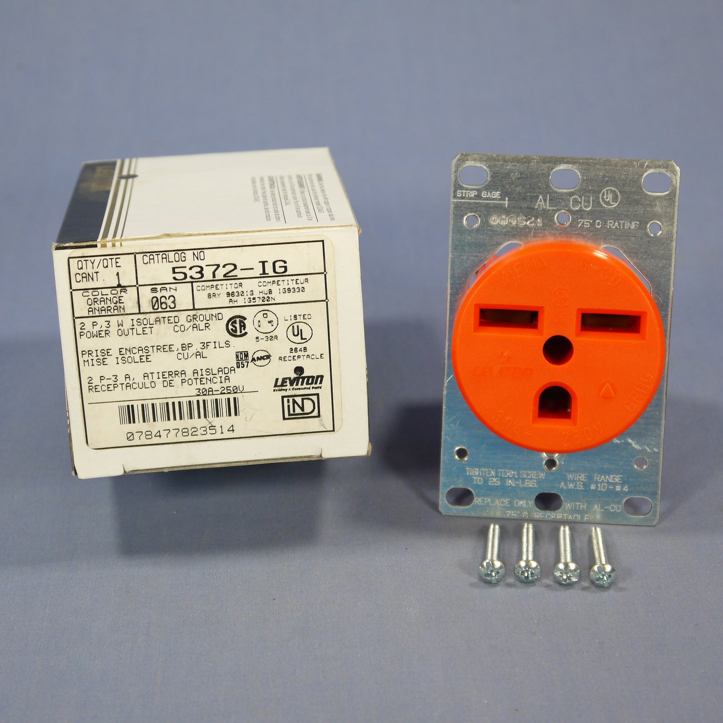 Leviton 5372-IG Isolated Ground 30A Straight Blade Receptacle 6-30R 250V Boxed