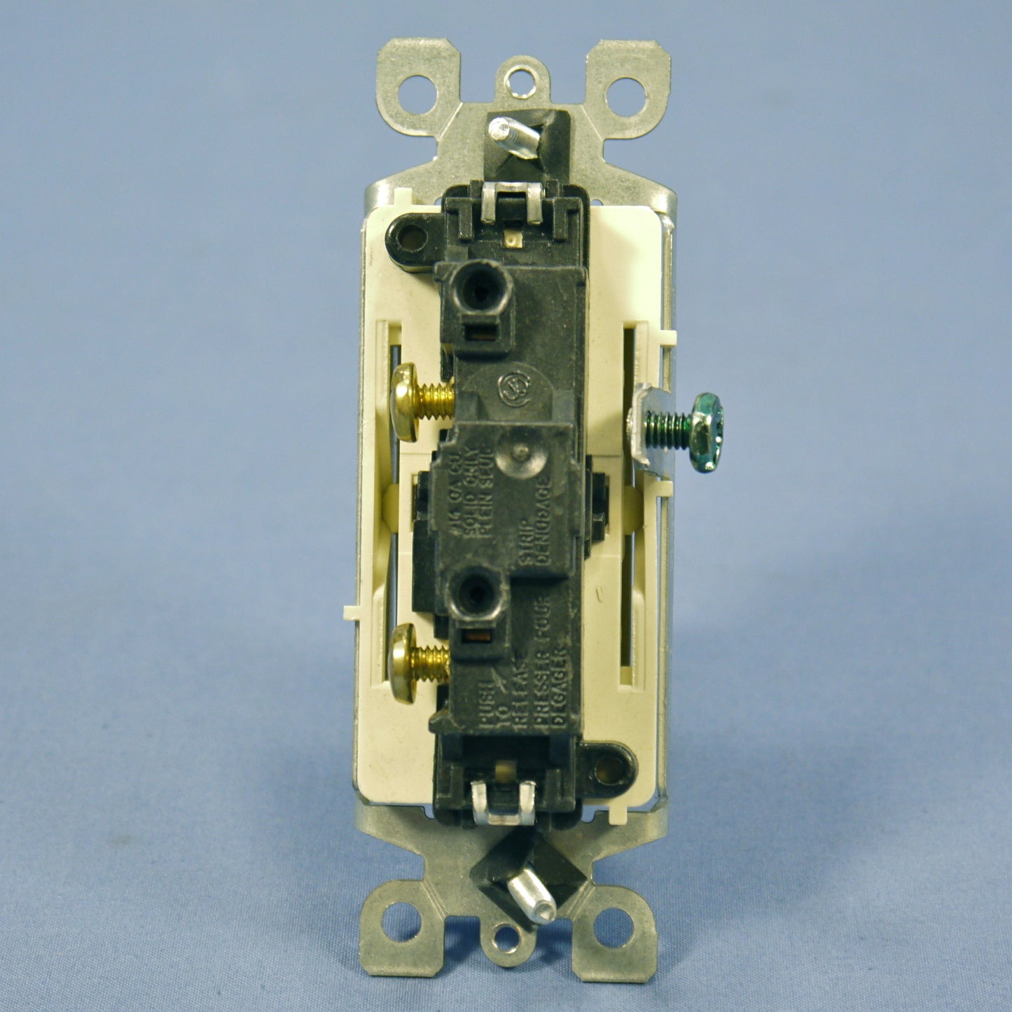 Leviton Decora Almond Rocker Wall Light Switch 15A 120/277V Single Pole 5601-2A