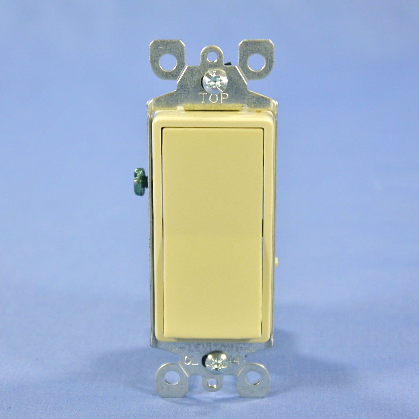 Leviton 5601-2I Ivory Decora On/Off Rocker Light Wall Switch 15A 1-Pole Bulk