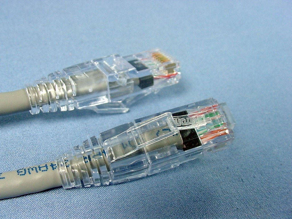 Leviton 5D460-7S Gray Cat5e 7ft Ethernet Cable Data Patch Cord Network Booted