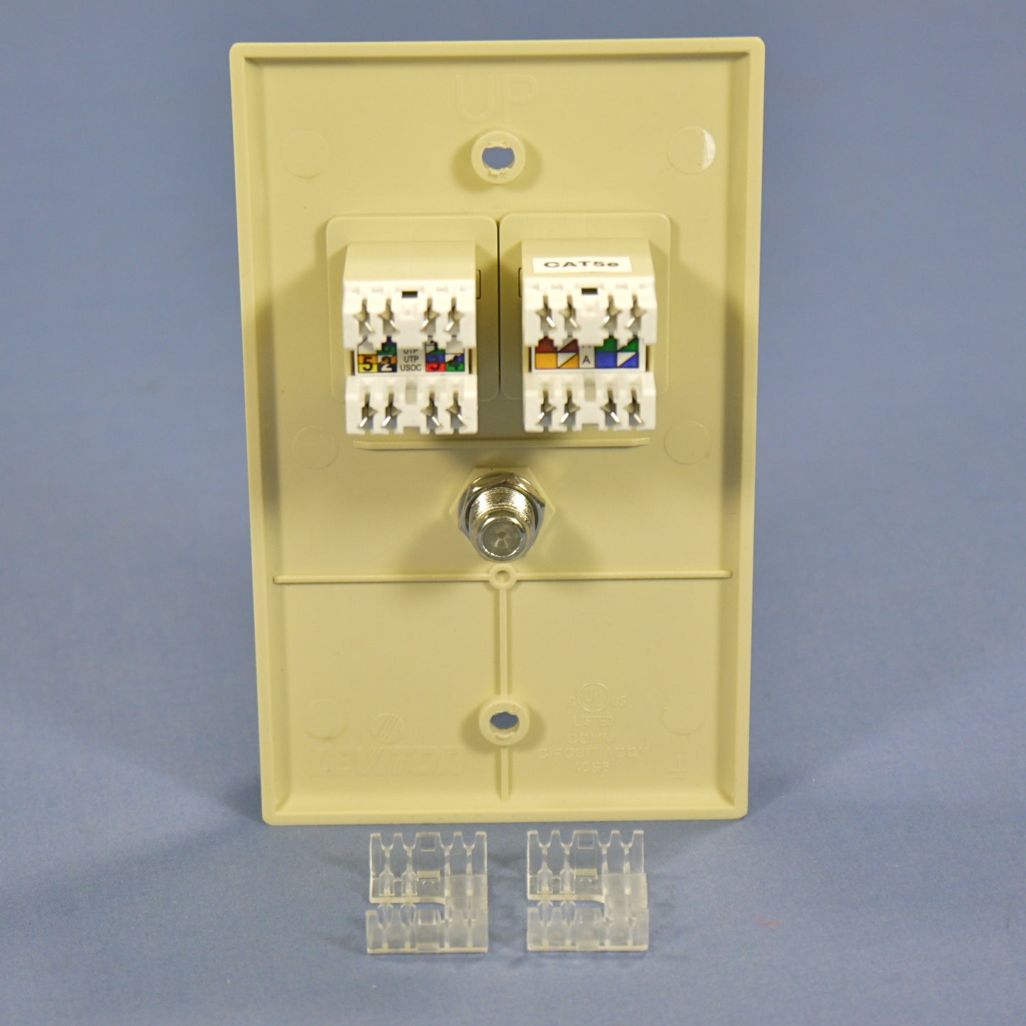 Leviton 5EA10-S3I Ivory 1-Gang Cat5e Coax Phone Unbreakable Standard Wallplate