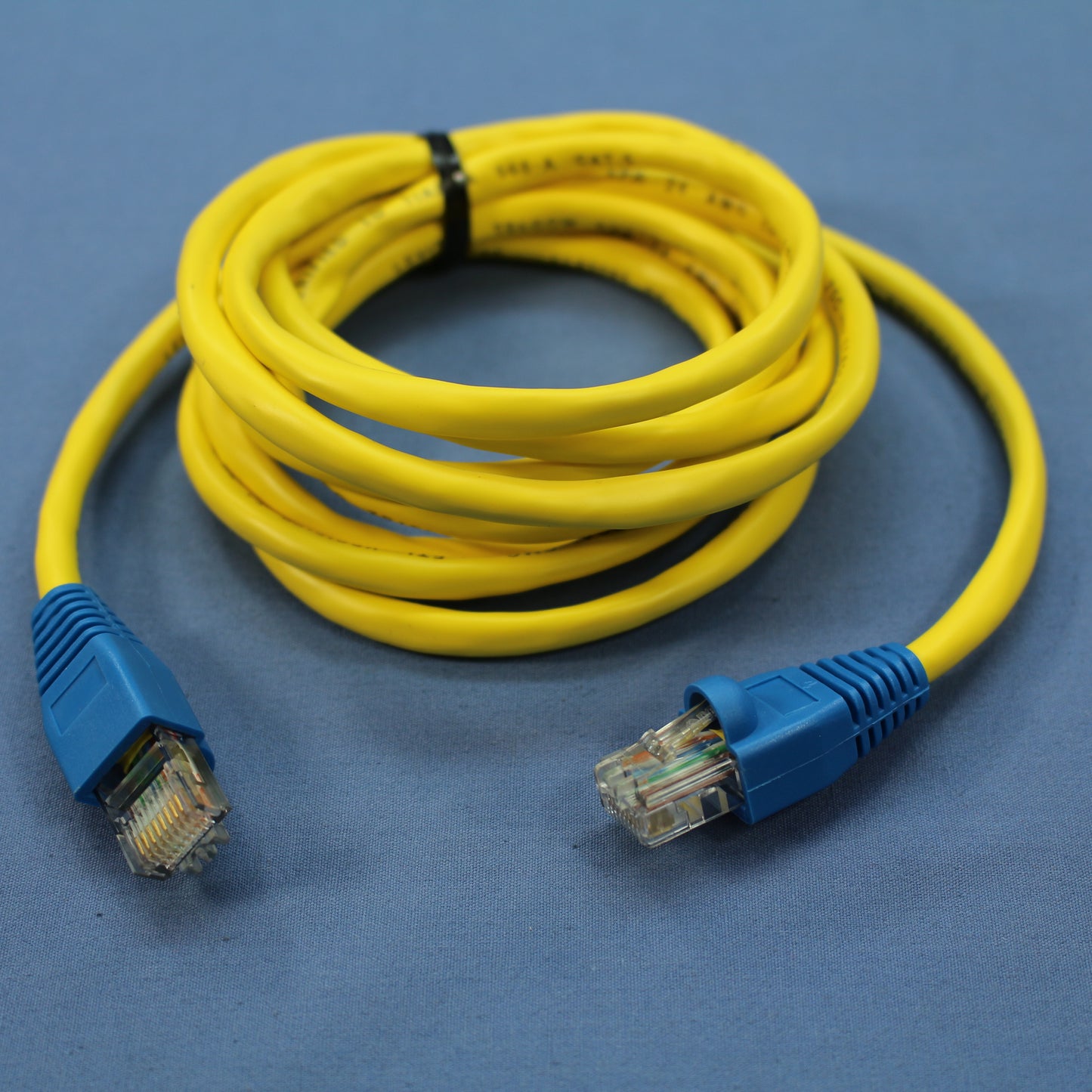 Leviton 5G454-7R Yellow Cat5 7ft Ethernet Cable Data Patch Cords Network Red 5pc