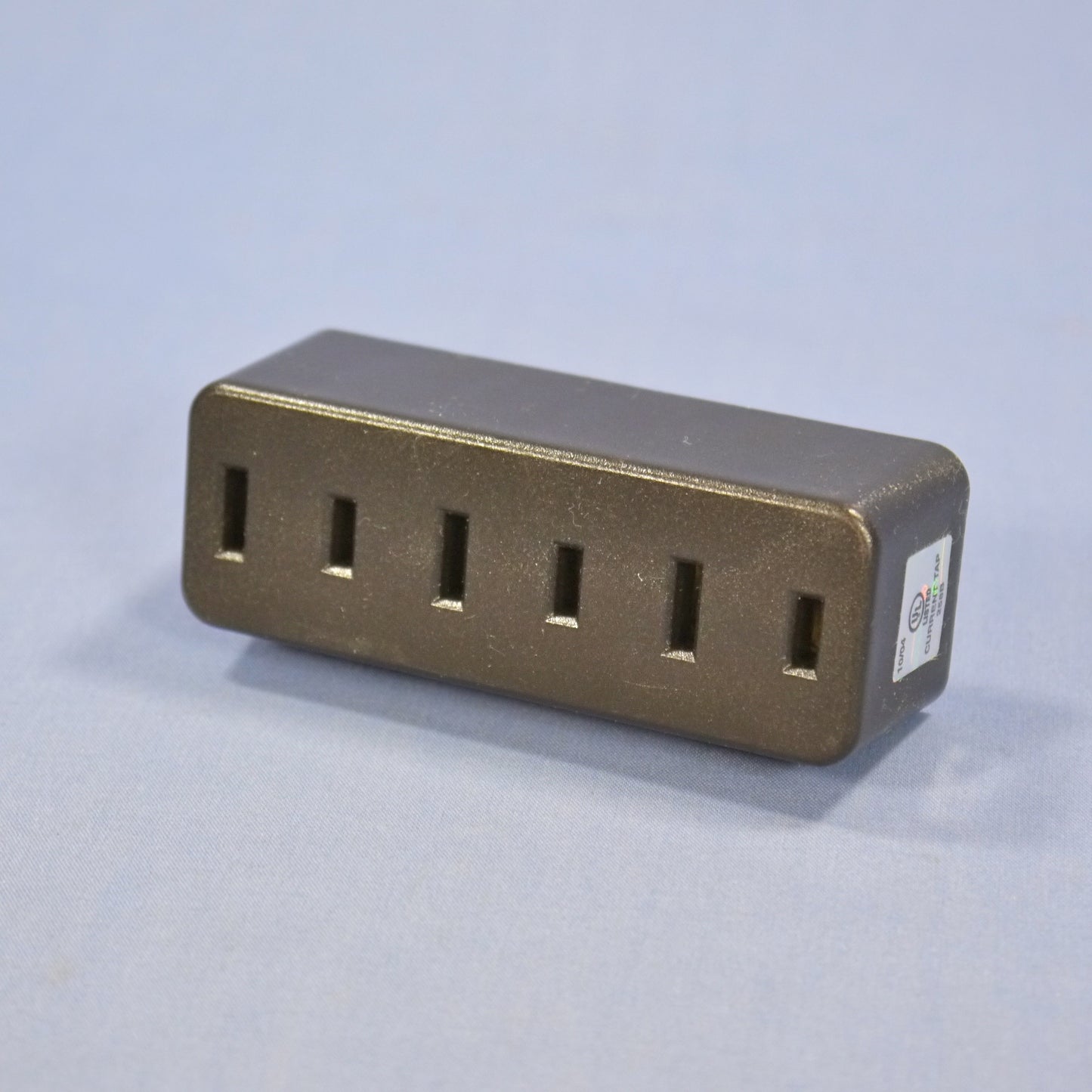 Leviton Polarized Brown Triple Tap Outlet Adapter Nema 1-15R 15A 125V Bulk 63