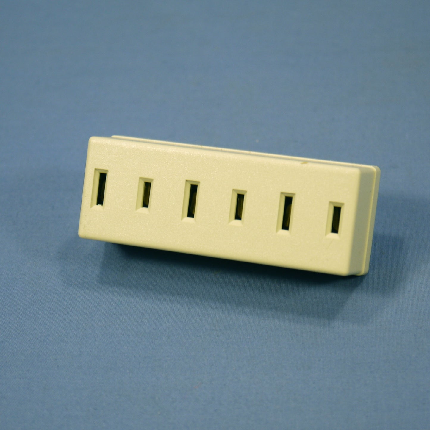 Leviton Ivory Polarized Triple Tap Outlet Adapter 1-15R 15A 125V 63-I Carded