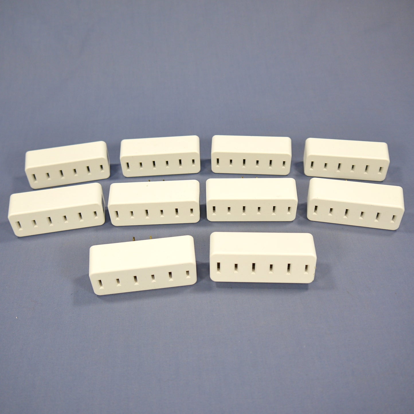 10 Leviton White Polarized Triple Tap Outlet Adapters Nema 1-15R 15A 125V 63-W