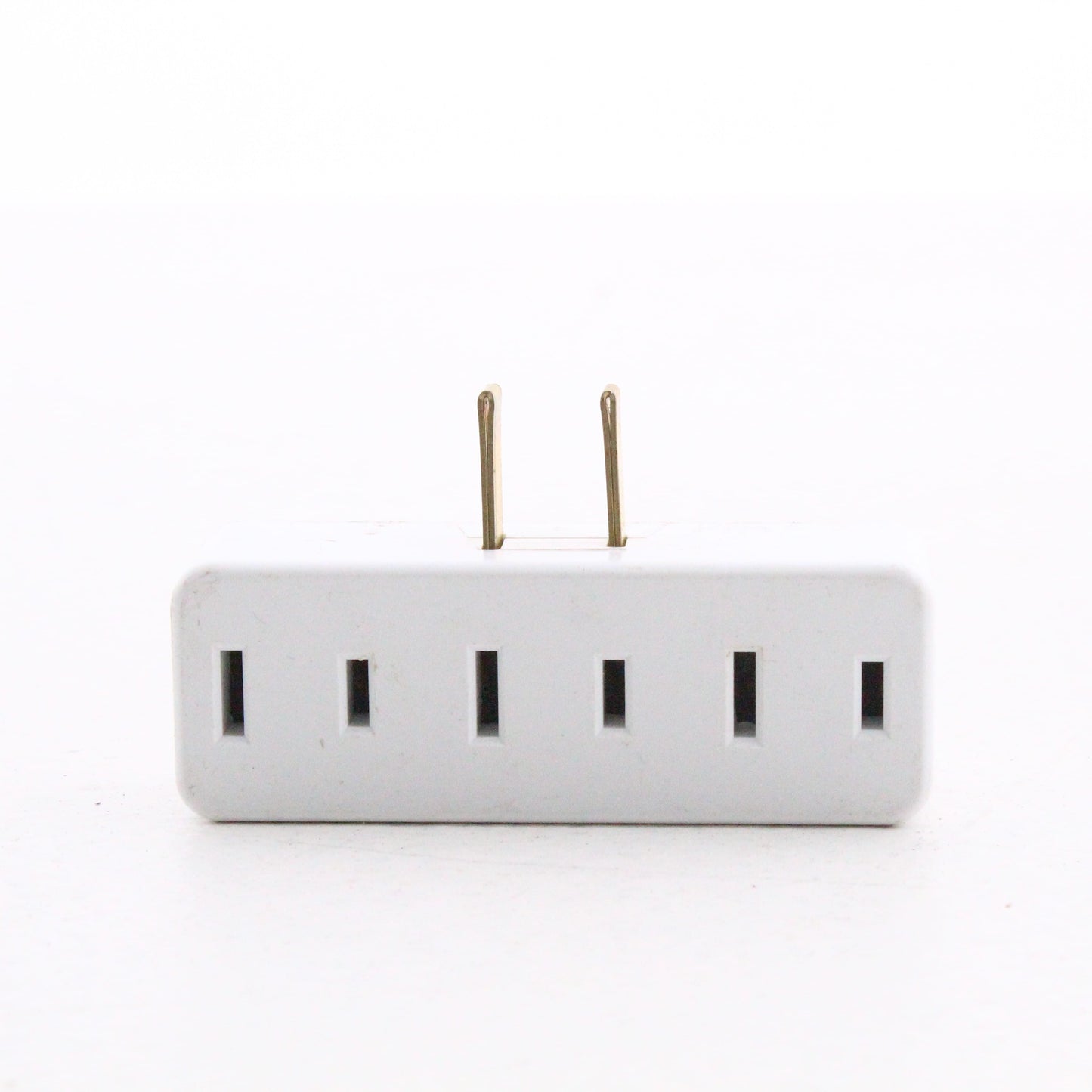 White Adapter Plug-In Triple Tap Outlet NEMA 1-15R 15A 125V 65-W Square Edges