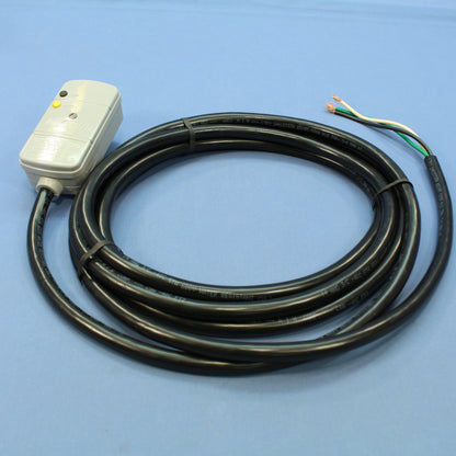 Leviton Gfci Right Angle Plug w/ 14AWG 600V 15ft. Cable Nema 5-15P 15A 120V 6593