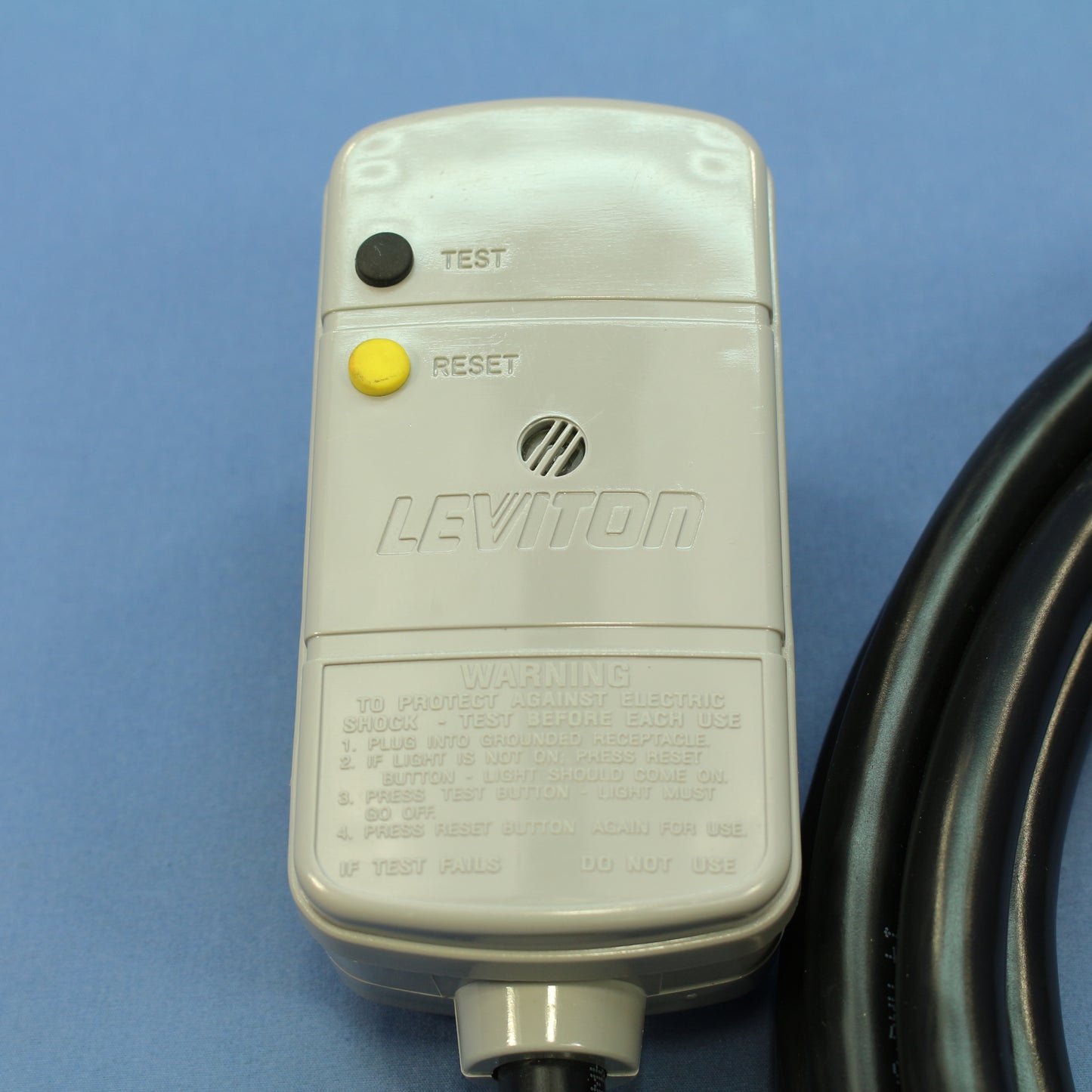 Leviton Gfci Right Angle Plug w/ 14AWG 600V 15ft. Cable Nema 5-15P 15A 120V 6593
