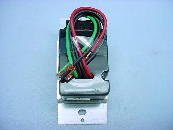 Leviton Ivory Decora Slide Dimmer Switch ON/OFF Preset 3-Way 600W 120V 6623-PI