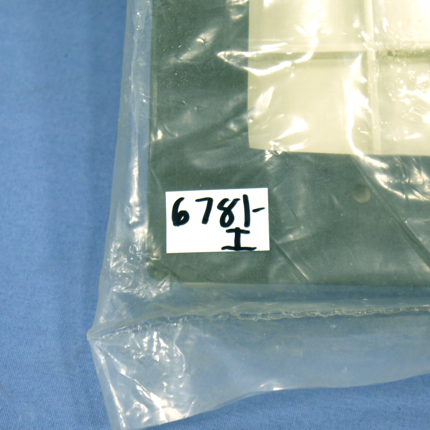Leviton 6781-I Ivory Wall Surface Mounting Adapter for Occupancy Sensor + Gasket