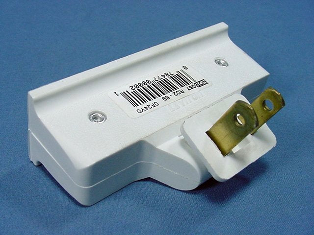 Leviton 69-W White Non-Grounding Triplex Swivel Receptacle Outlet Bulk Adapter