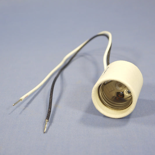 Leviton Unglazed Porcelain Light Socket Lamp Holder Medium 660W Bulk 70035-10