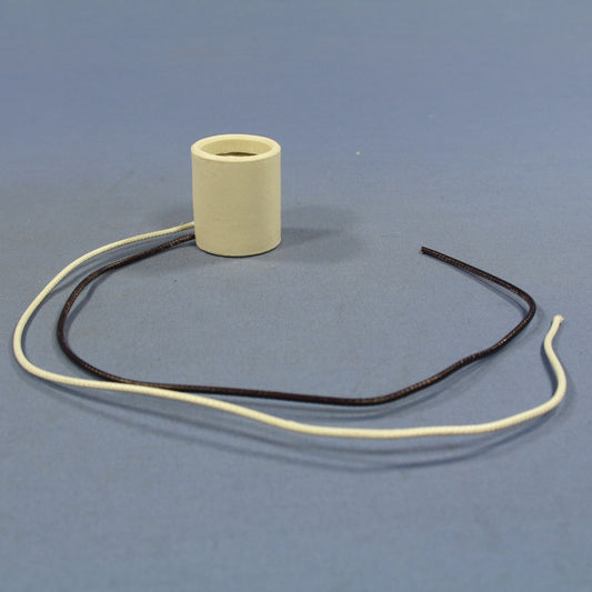 Leviton Unglazed Porcelain Light Socket Lamp Holder Medium 660W Bulk 70035-15