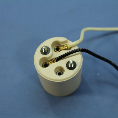 100 Leviton Unglazed Porcelain E26 Light Socket Lampholders 660W 250V 70036-10