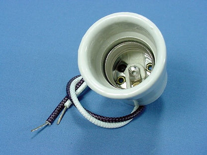 Leviton Porcelain Light Socket 4KV Pulse Rated Lamp Holder Screw Mount 70052-100