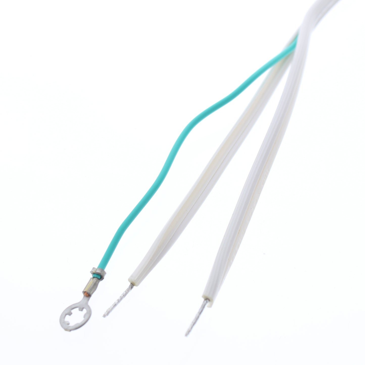 Leviton 7079-6-WH White 6-Ft Lamp Cord 18/3 with Molded Grounding Connector Plug