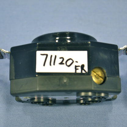 Leviton Turn Locking Receptacle Outlet L11-20R 20A 250V 3 Phase Bulk 71120-FR