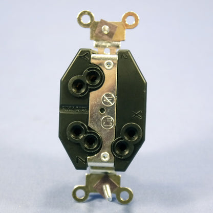 Leviton Turn Locking Receptacle Outlet L11-20R 20A 250V 3 Phase Bulk 71120-FR