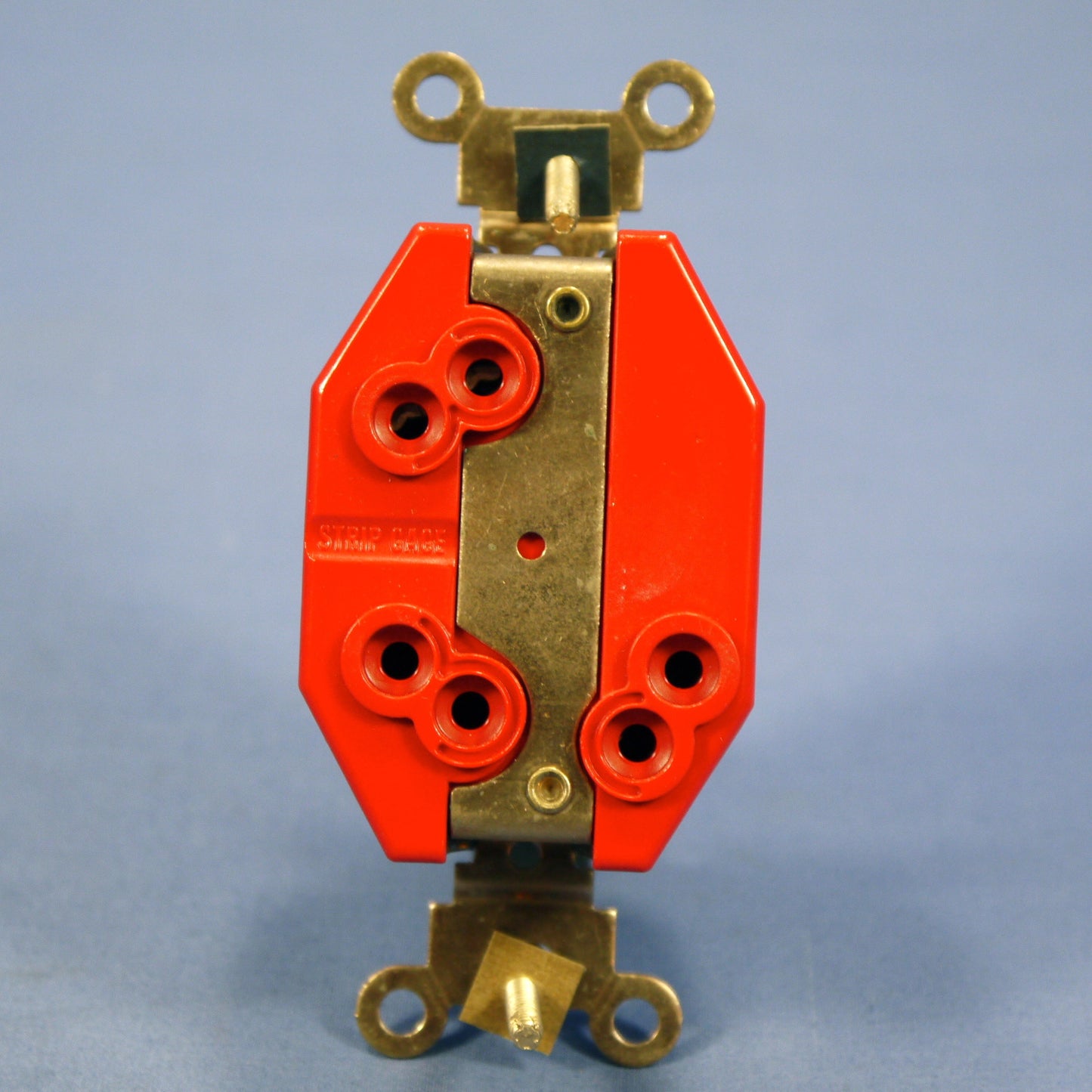 Leviton Locking Receptacle Turn Lock Outlet Nema L12-20R 20A 480V Bulk 71220-FR