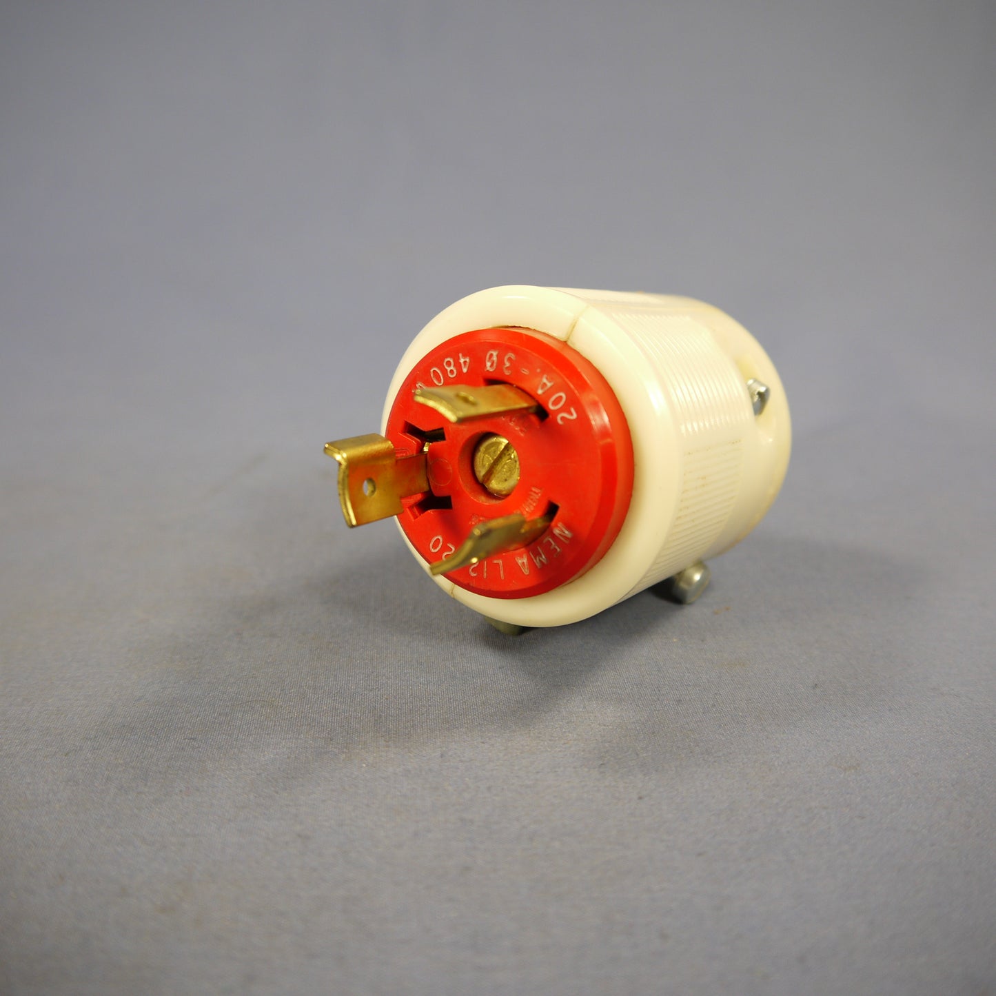 Leviton Nylon Turn Twist Locking Plug Nema L12-20P 20A 480V 3� Bulk 71220-NP