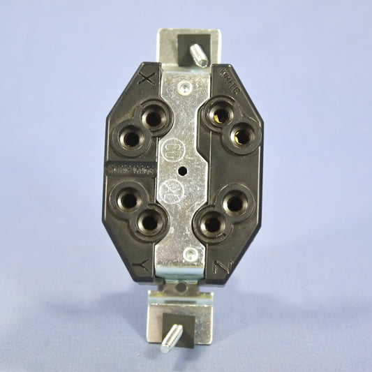 Leviton Locking Receptacle Outlet Nema L19-20R 20A 277/480V 3�Y Bulk 71920-FR