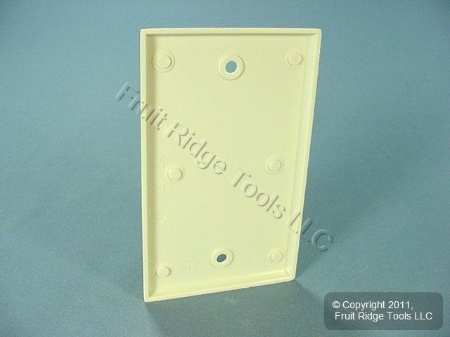 Leviton 78014 Lt Almond 1-Gang Blank Plastic Standard Wallplate Cover Box Mount