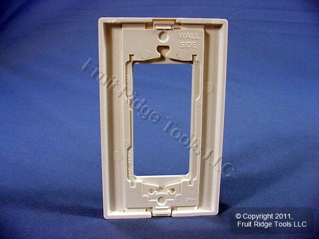 Leviton 80301-SW White 1-Gang Decora Unbreakable Nylon Standard Wallplate Cover