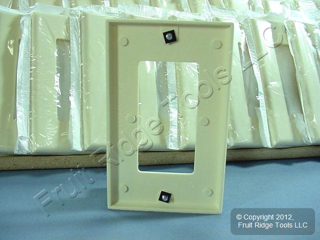 Leviton 80401-A Almond 1-Gang Decora Plastic Standard Wallplate Cover 100-pack