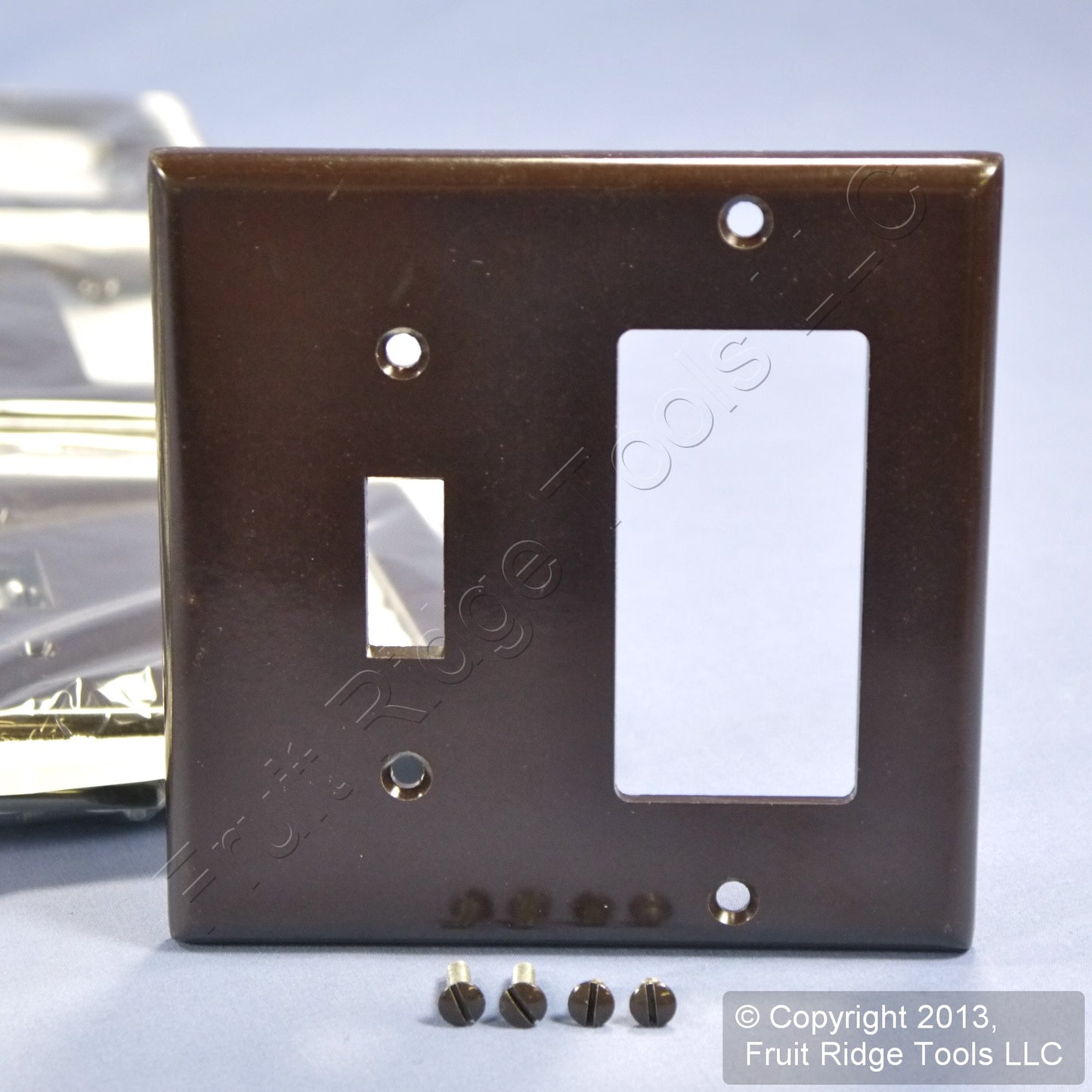 Leviton 80405 Brown 2-Gang Toggle Decora Plastic Standard Wallplate Cover 25pcs