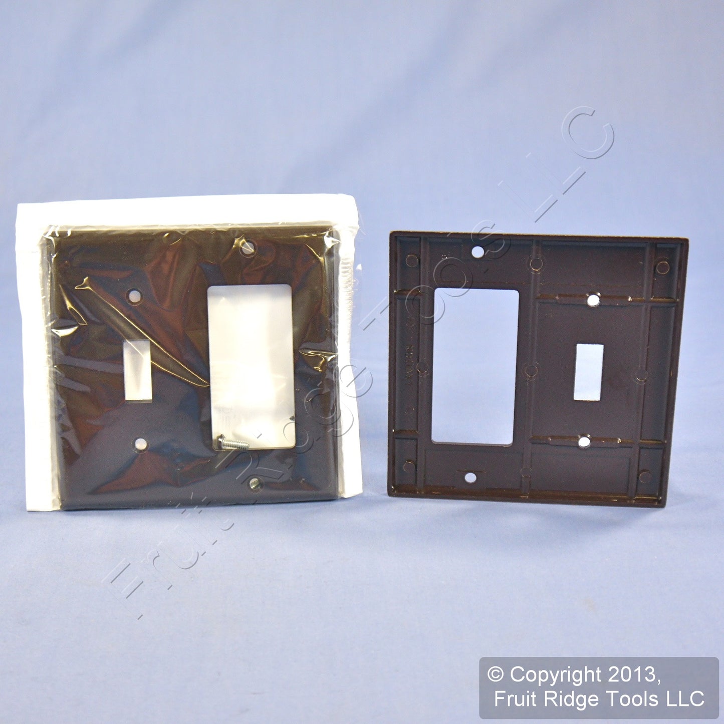 Leviton 80405 Brown 2-Gang Toggle Decora Plastic Standard Wallplate Cover 25pcs